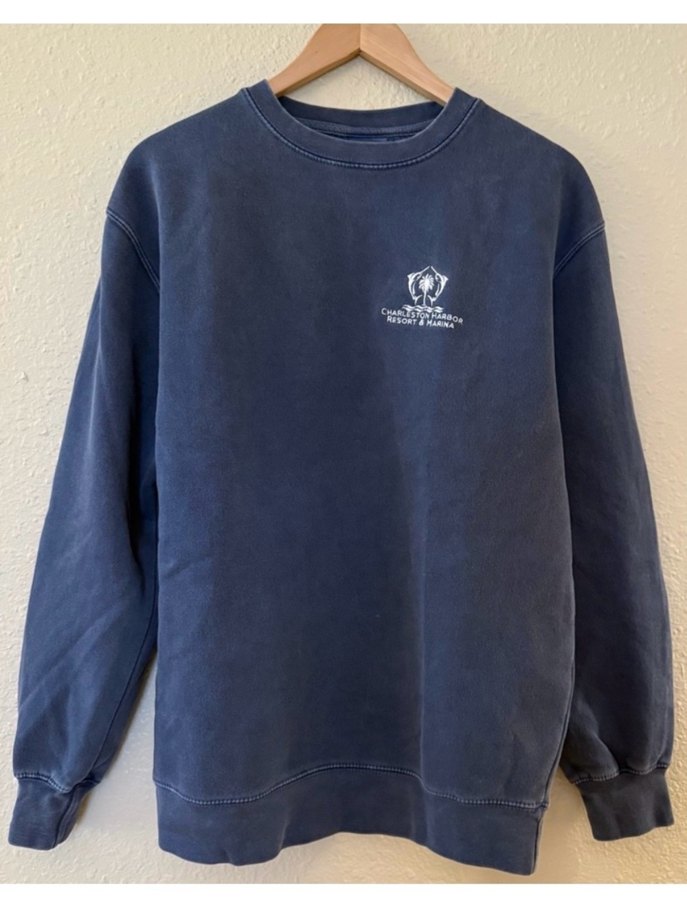 Ouray Sportswear Charleston Harbor Resort & Marina Blue Crewneck Sweatshirt M